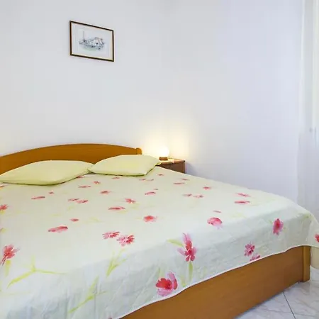 Eugen 2024 Apartment