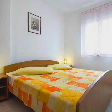 Eugen 2024 Apartment *